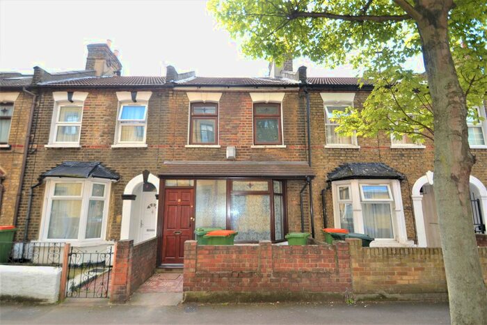 2 Bedroom Terraced House To Rent In Jedburgh Road, London, E13