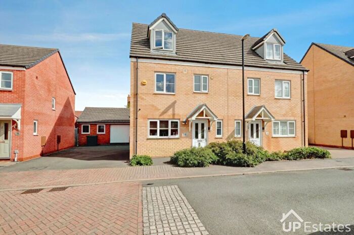 4 Bedroom Semi Detached House For Sale In Claybrookes Lane, Binley, Coventry, CV3