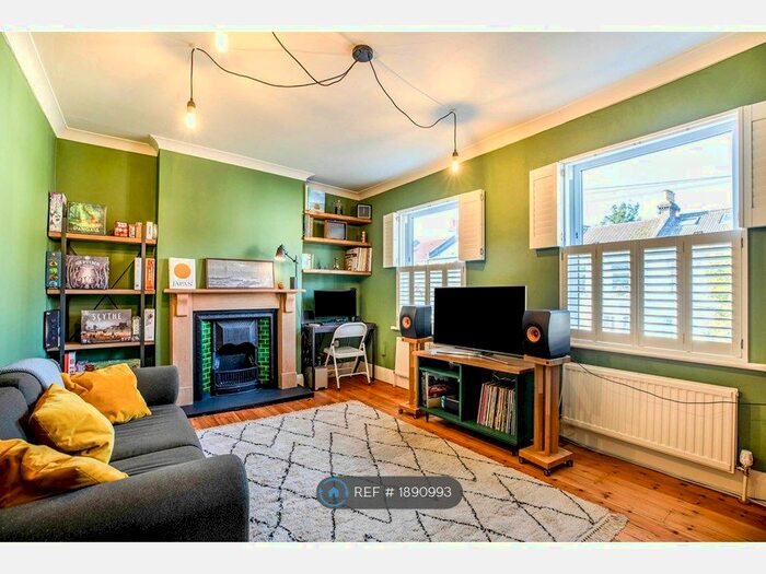 1 Bedroom Flat To Rent In Henslowe Road, London, SE22