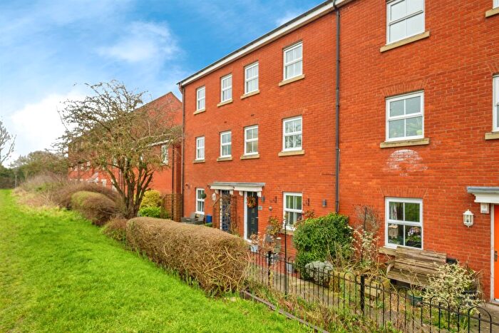 4 Bedroom Terraced House For Sale In Wildhay Brook, Hilton, Derby, DE65