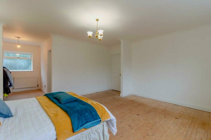 5 Bedroom Detached House For Sale In Bryn Rhedyn, Cwmbran, Llanfrechfa, NP44