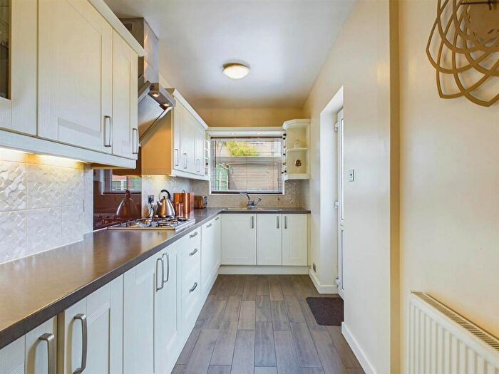 3 Bedroom Detached House For Sale In Forester Grove, Carlton, Nottingham, NG4