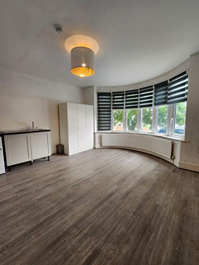 1 Bedroom Studio To Rent In Elmstead Avenue, Wembley, HA9