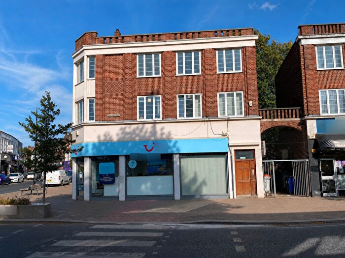 2 Bedroom Apartment To Rent In High Street, Beckenham, BR3