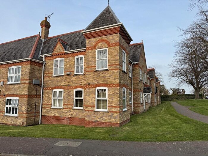 1 Bedroom Apartment For Sale In Lavenham Court, Peterborough, PE2