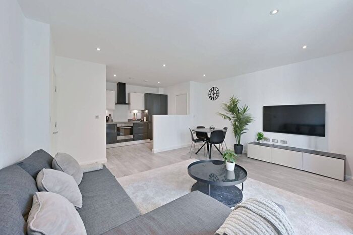 1 Bedroom Flat To Rent In Chandlers Avenue, North Greenwich, London, SE10