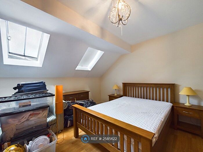4 Bedroom Terraced House To Rent In The Courtyard, Scarborough, YO11