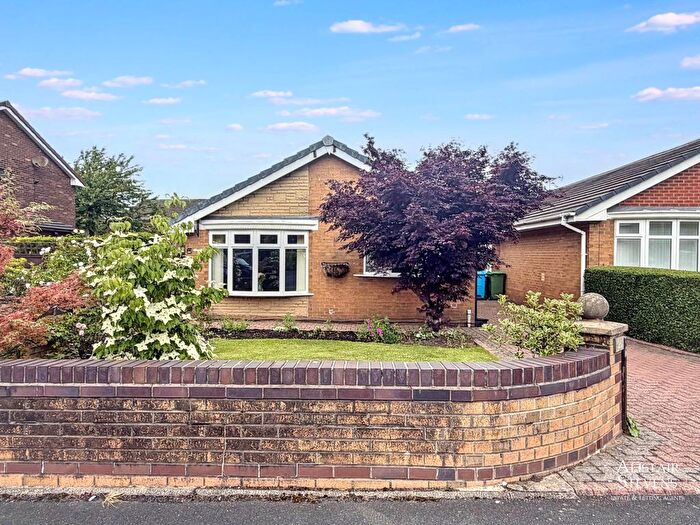 2 Bedroom Detached House For Sale In Arnside Avenue, Chadderton, OL9