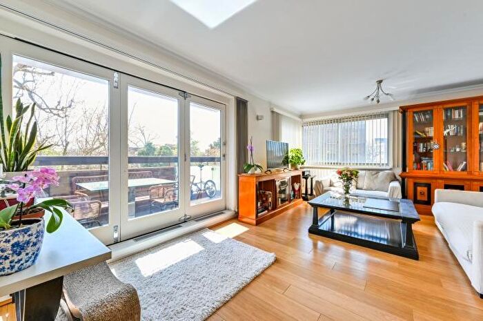3 Bedroom Flat For Sale In Southbury, Loudoun Road, London, NW8