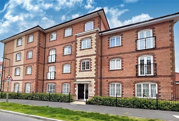 2 Bedroom Apartment To Rent In Scots Pine Way, Didcot, OX11