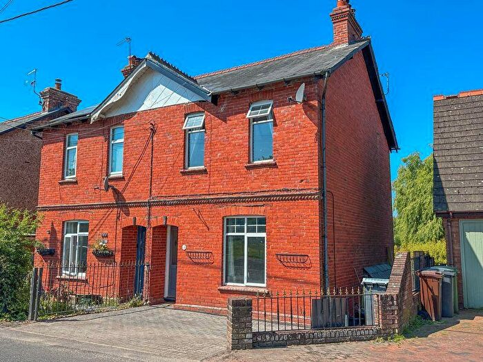 2 Bedroom Character Property For Sale In Upham, SO32