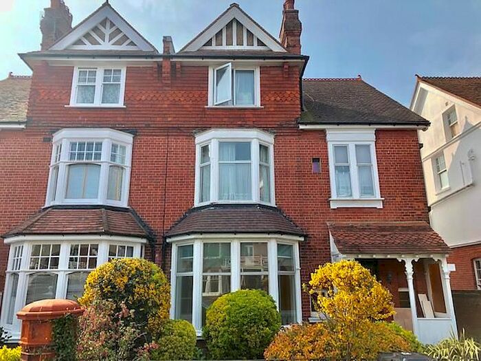 1 Bedroom Flat To Rent In Pembroke Avenue, Hove, BN3
