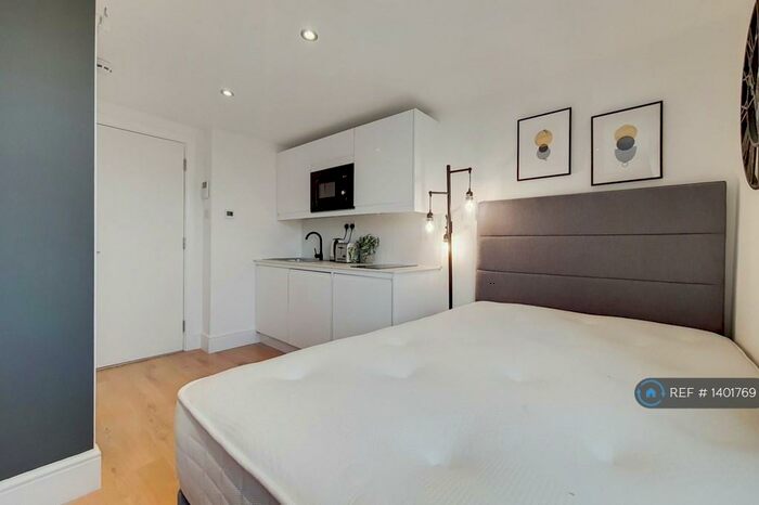 Studio To Rent In Gloucester Place, London, NW1