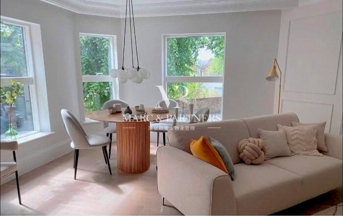 2 Bedroom Flat To Rent In Carlton Road, Ealing, London, W5