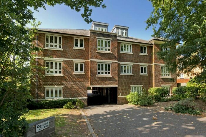2 Bedroom Flat To Rent In Consero Court, Brooklands Road, KT13
