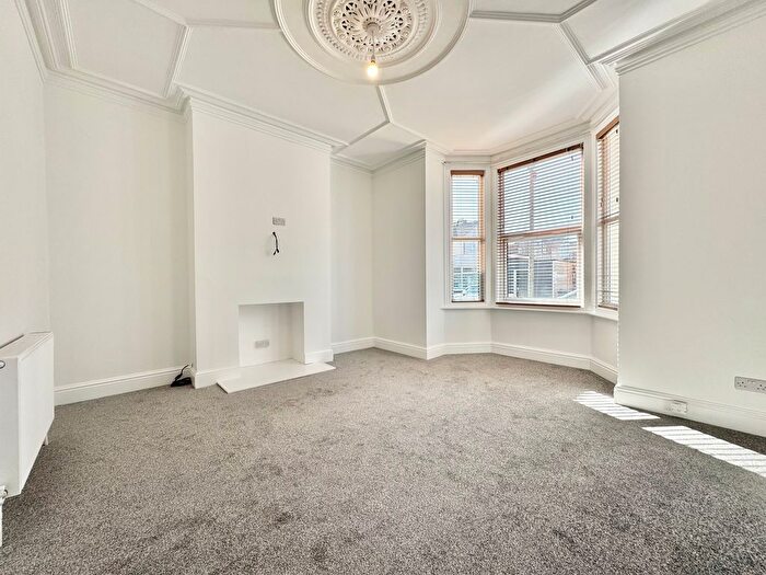 2 Bedroom Flat To Rent In Angerstein Road, Portsmouth, PO2