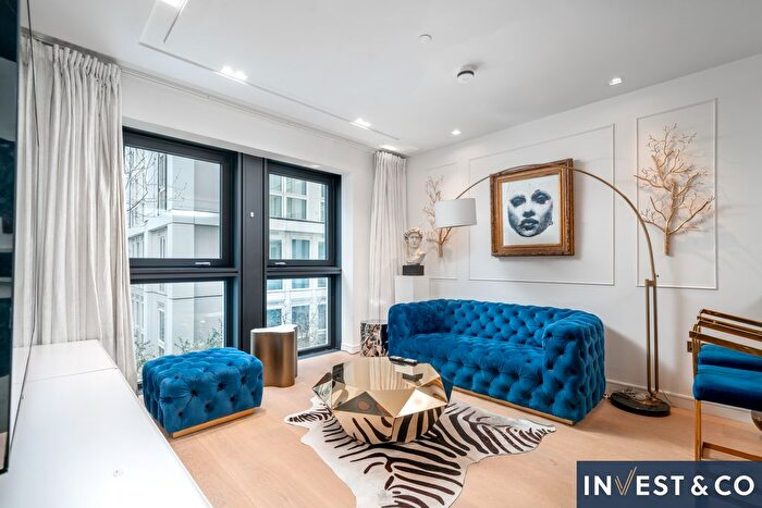 1 Bedroom Flat To Rent In Lincoln Square, Portugal Street, WC2A