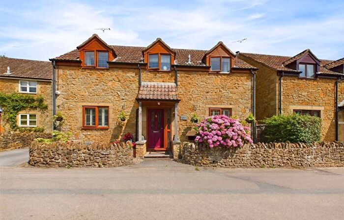 4 Bedroom Detached House For Sale In Golden Pennies, Over Stratton, South Petherton, TA13