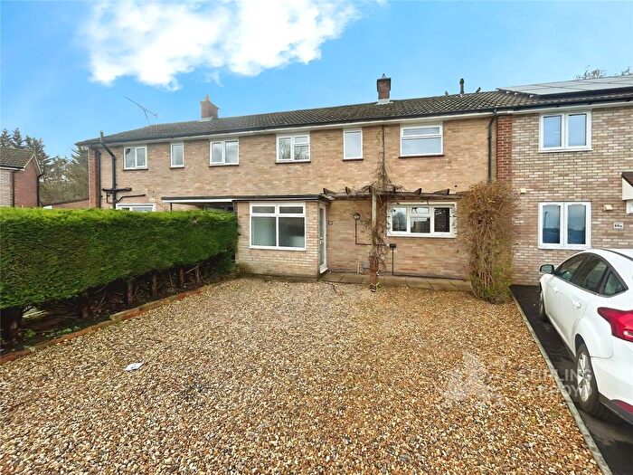 3 Bedroom Semi Detached House To Rent In Applegarth Avenue, Guildford, Surrey, GU2