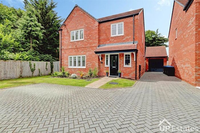 4 Bedroom Detached House For Sale In Lodge Farm Close, Long Lawford, Rugby, CV23