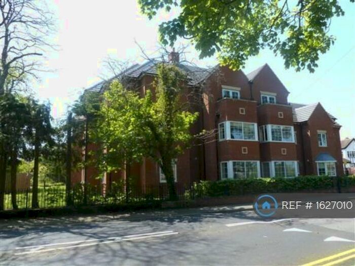 2 Bedroom Flat To Rent In Fowgay Hall, Solihull, B91