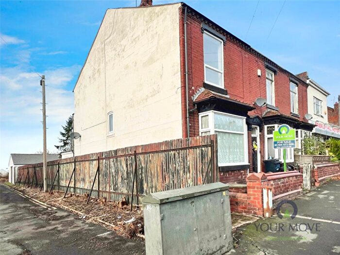 3 Bedroom End Of Terrace House For Sale In Stourbridge Road, Dudley, West Midlands, DY1