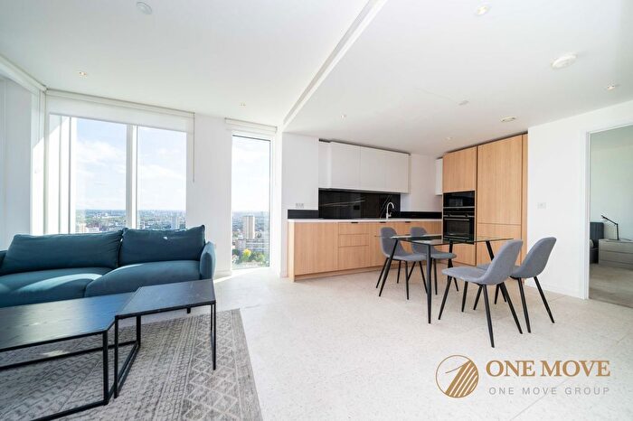 2 Bedroom Flat To Rent In Bouchon Point, The Silk District, E1