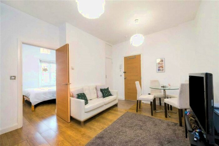 1 Bedroom Apartment To Rent In Buckland Crescent, Swiss Cottage, London, NW3