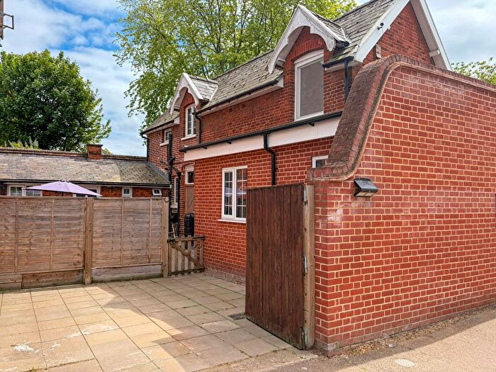 2 Bedroom Cottage To Rent In The Cottage, Exeter Villa, Newmarket, CB8