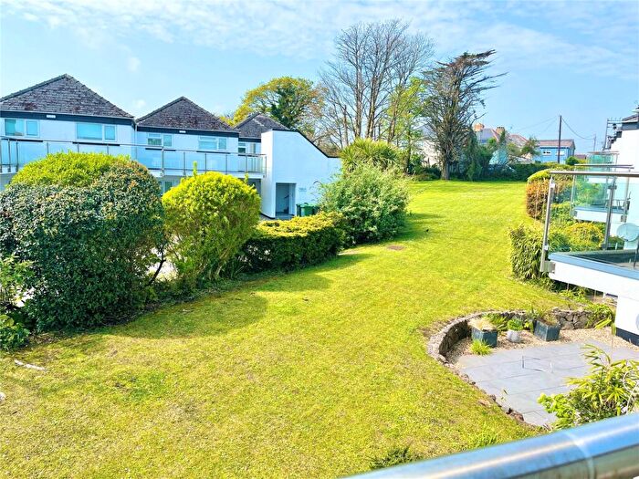 2 Bedroom Flat For Sale In Coedrath Park, Saundersfoot, Pembrokeshire, SA69
