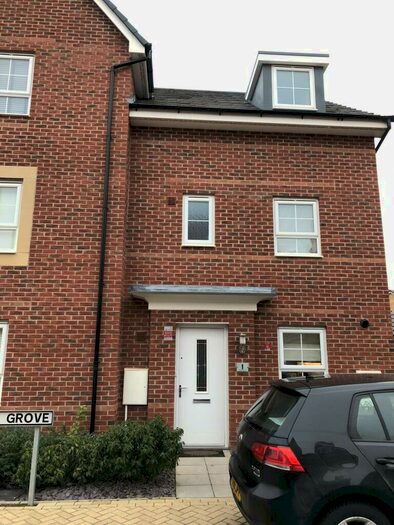 4 Bedroom House To Rent In Tawny Grove, Canley, CV4