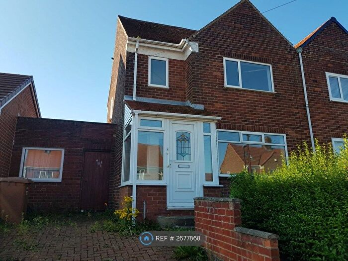 2 Bedroom Semi Detached House To Rent In Maple Avenue, Sunderland, SR3