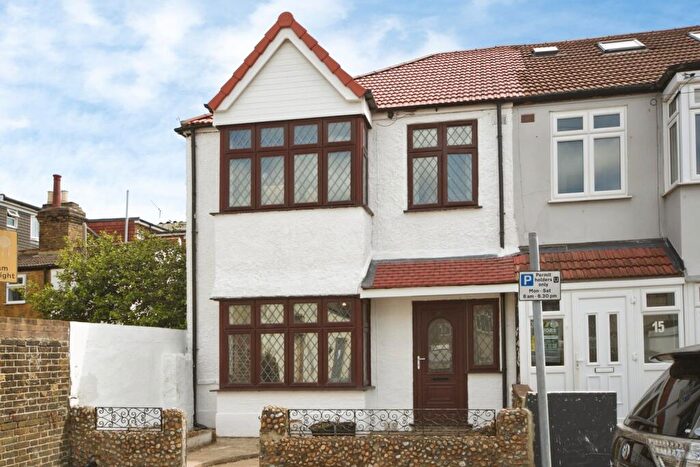 3 Bedroom End Of Terrace House For Sale In Charles Road, Forest Gate, London, E7