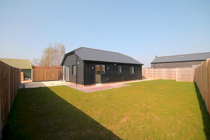 2 Bedroom Bungalow For Sale In The Old Haybarns, Shrubbery Lane, Wilden, MK44