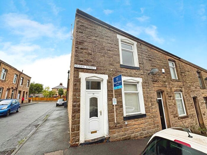 2 Bedroom End Of Terrace House To Rent In Queen Street, Barrowford, Nelson, Lancashire, BB9