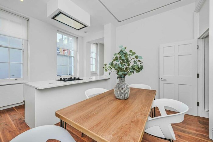 2 Bedroom Flat To Rent In Devonshire Street, London G, W1