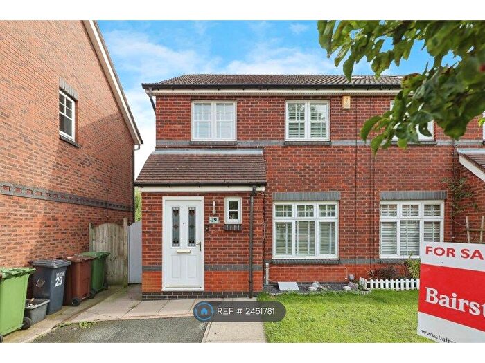 3 Bedroom Semi-Detached House To Rent In Hadfield Way, Fordbridge, Birmingham, B37