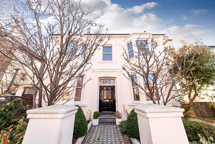 1 Bedroom Flat To Rent In Springfield Road, Brighton, East Sussex, BN1