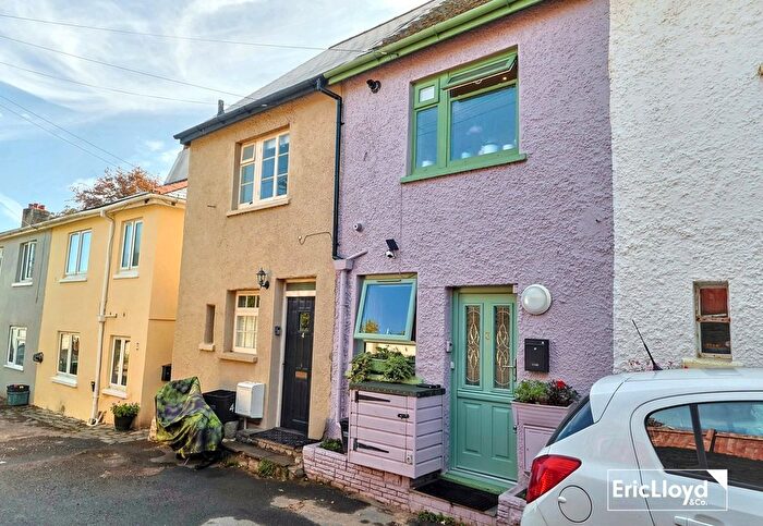 2 Bedroom Terraced House For Sale In Polhearne Lane, Brixham, TQ5