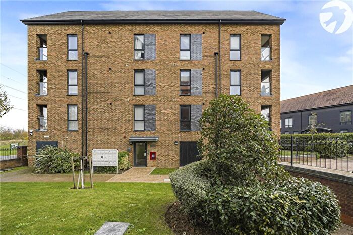 2 Bedroom Flat For Sale In Mortimer Square, Weldon, Ebbsfleet Valley, Swanscombe, DA10
