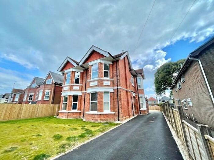 Studio To Rent In Southbourne Road, BH6