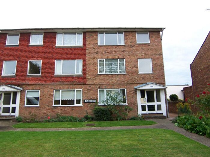 2 Bedroom Apartment To Rent In Sycamore Court, Sycamore Grove, New Malden, KT3