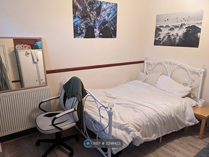 6 Bedroom Semi-Detached House To Rent In Scarnell Road, Norwich, NR5