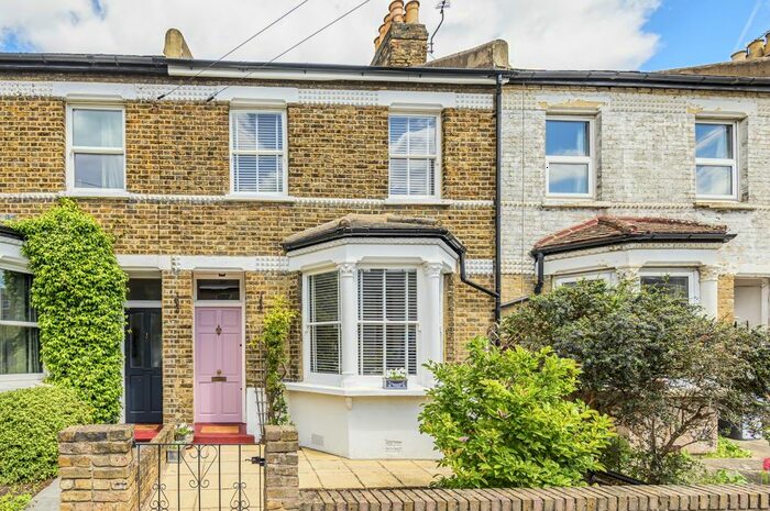 3 Bedroom Cottage To Rent In Blackheath Vale, London, SE3