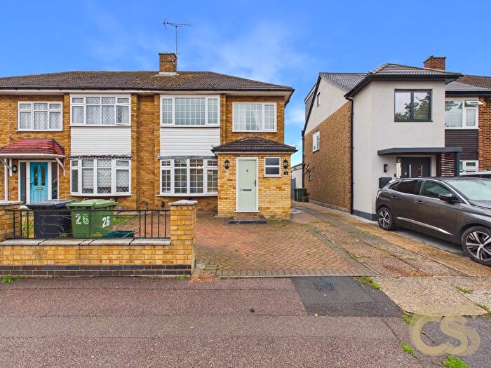 3 Bedroom Semi-Detached House To Rent In Elm Drive, Cheshunt, Hertfordshire, EN8