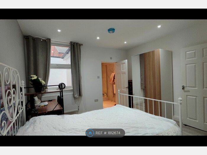 1 Bedroom Flat To Rent In Ilkeston Road, Nottingham, NG7