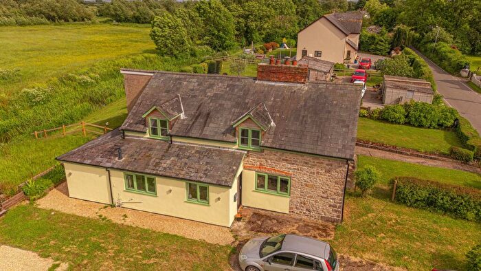 3 Bedroom Semi-Detached House For Sale In Whitewall, Magor, NP26