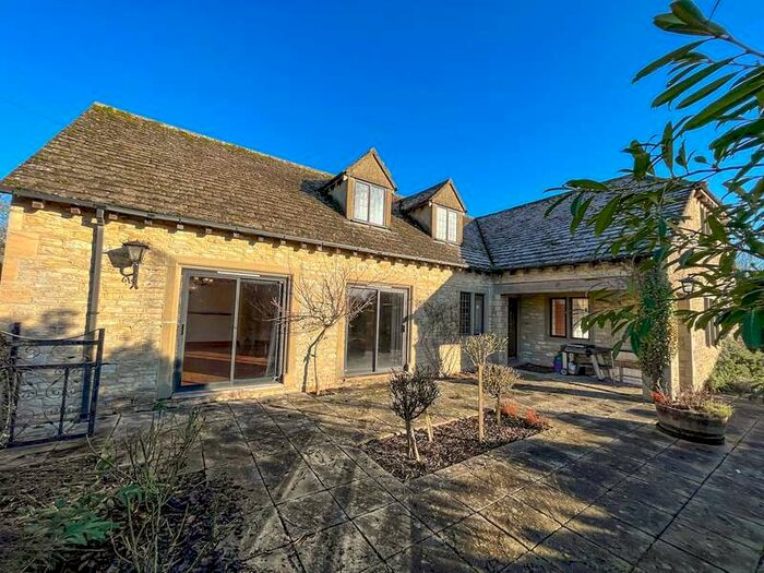 4 Bedroom Detached House To Rent In University Farm, Hailey, Witney, Oxfordshire, OX29