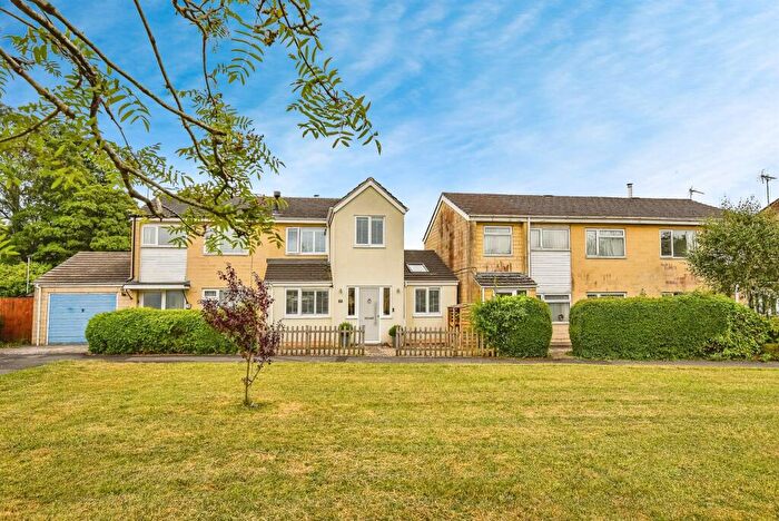 4 Bedroom Semi-Detached House For Sale In Forrester Green, Colerne, Chippenham, SN14