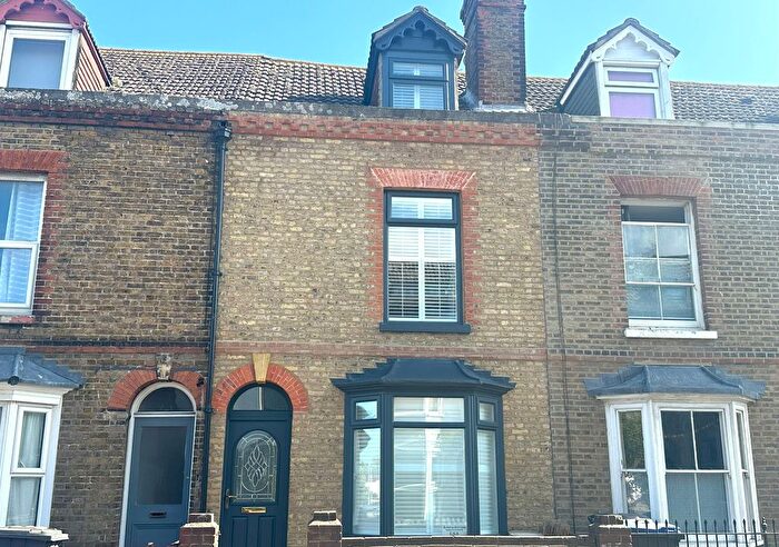 4 Bedroom Terraced House To Rent In Canterbury Road, Whitstable, CT5
